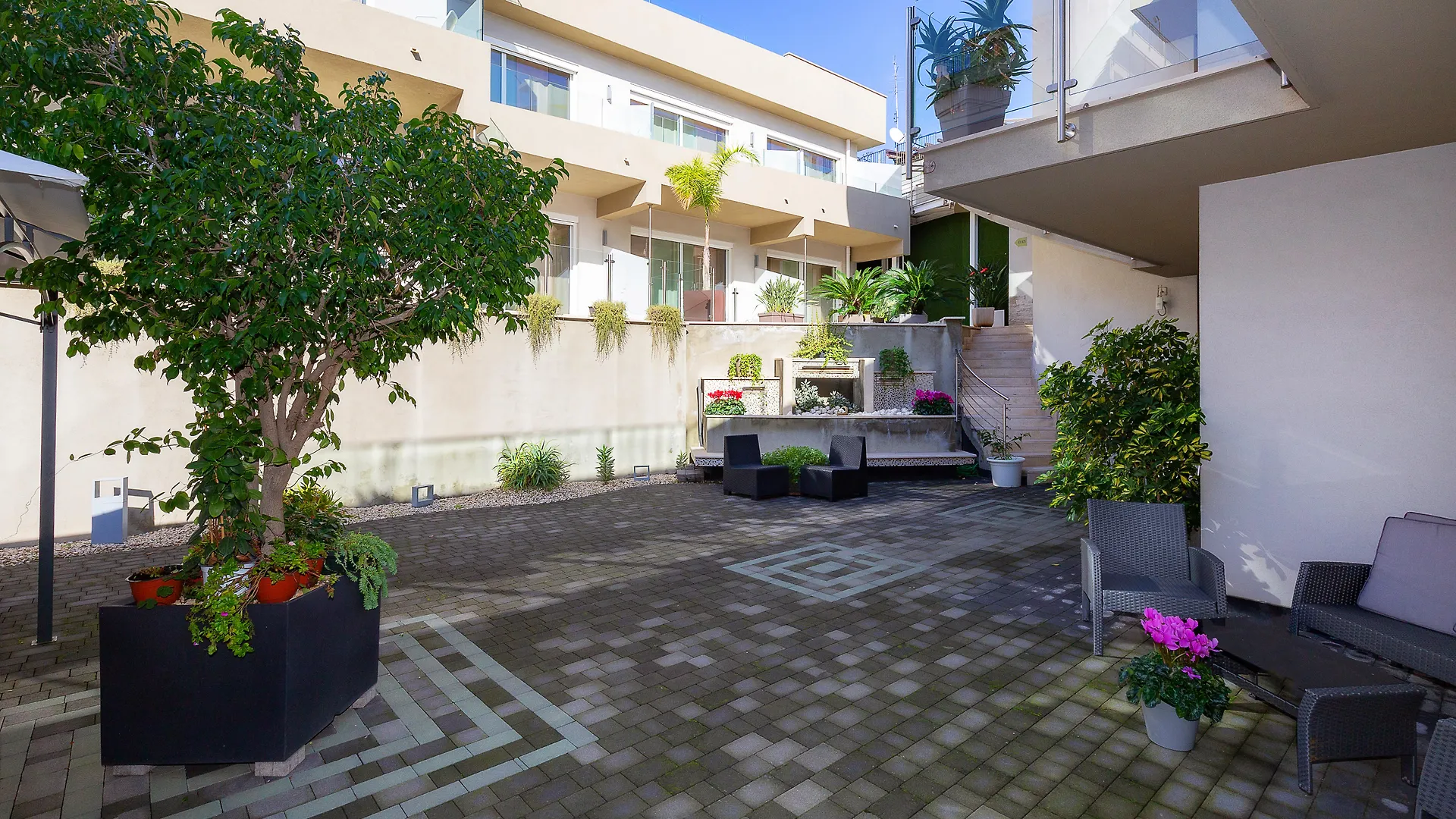 Zeus Hotel - Aparthotel - Meeting&Congress Cannizzaro